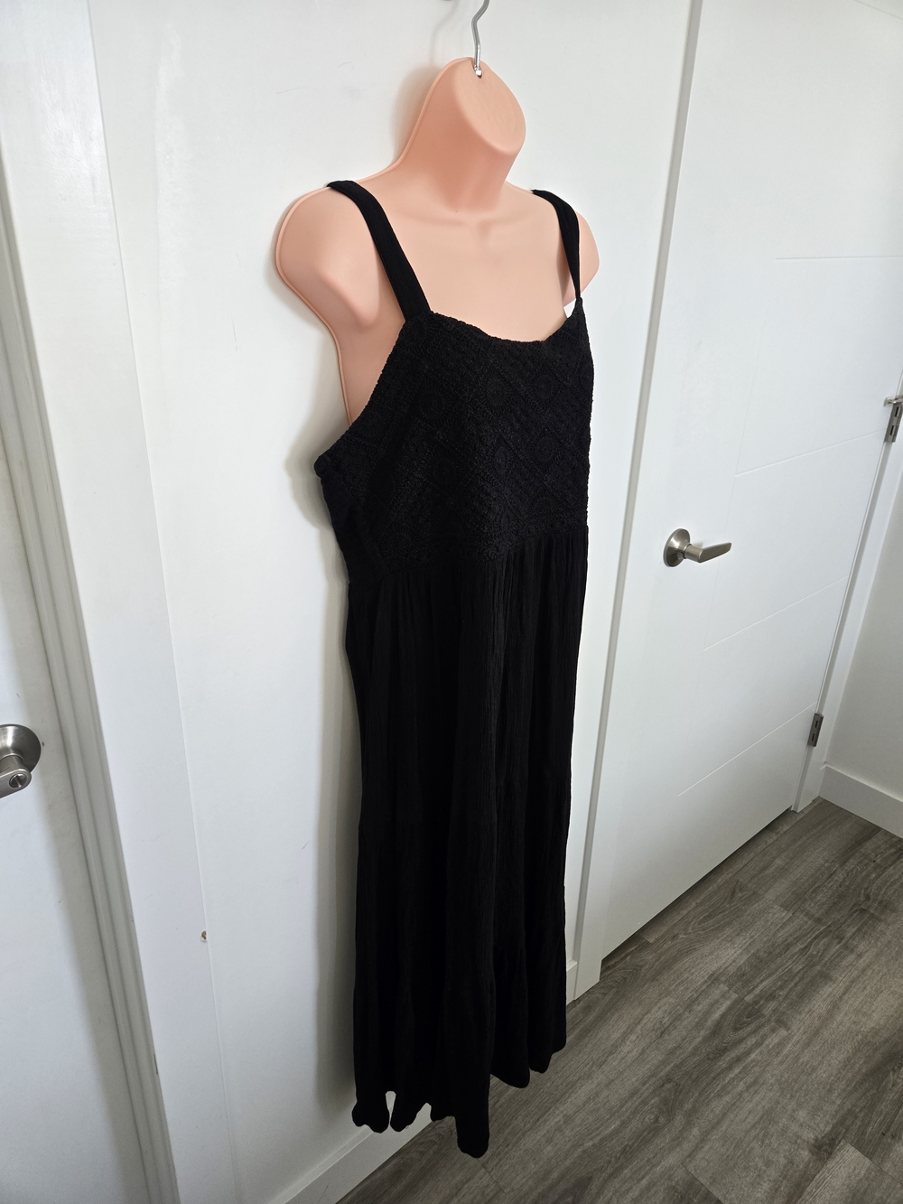 Reitmans Black Crochet Bodice Boho Maxi Dress Size XL